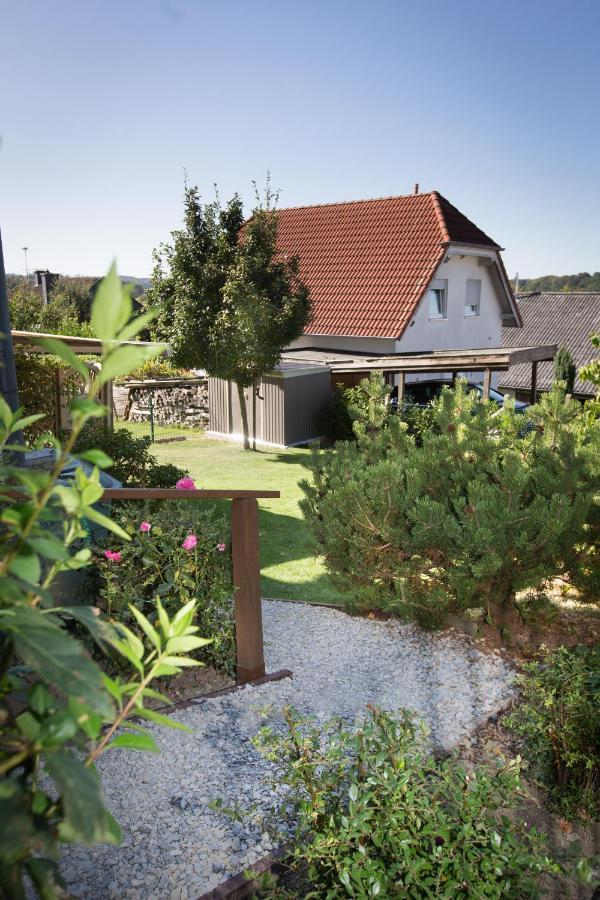 Casa Felicitas - Ferienwohnung & Studio Möhnesee Extérieur photo